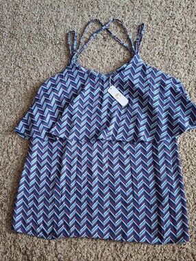 C Womens Medium Haler Top New With Tags
